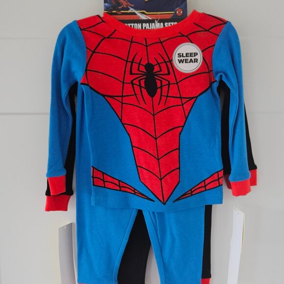 Boys 5pc Bundle:  2 pajama sets, long sleeve tee and fuzzy sweatshirt all NWT 2T - Picture 8 of 9